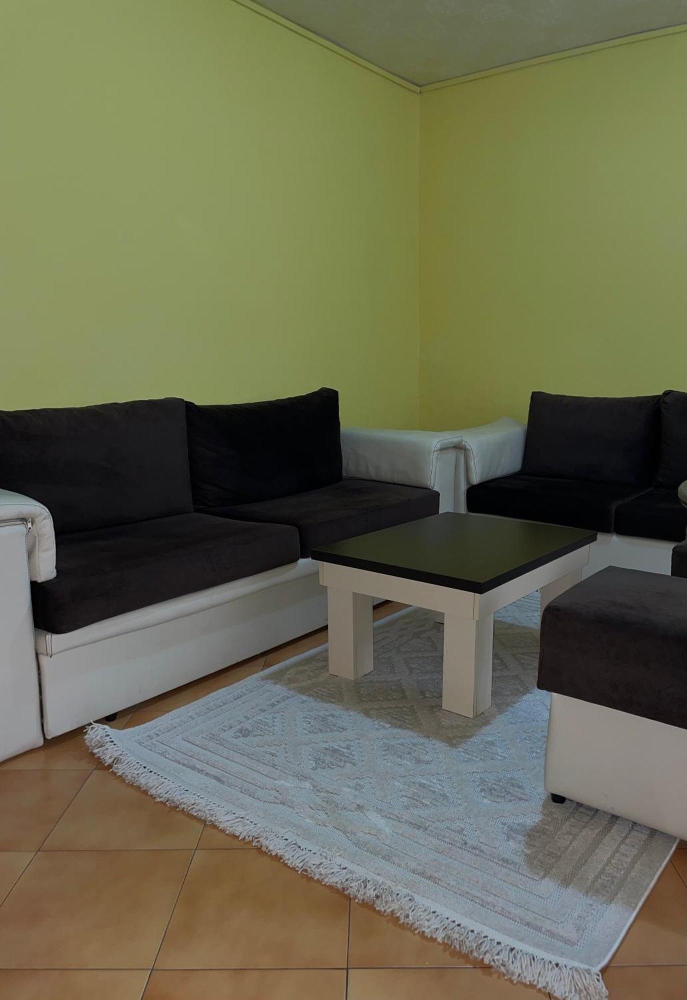 Central Apartment Shkodër 外观 照片